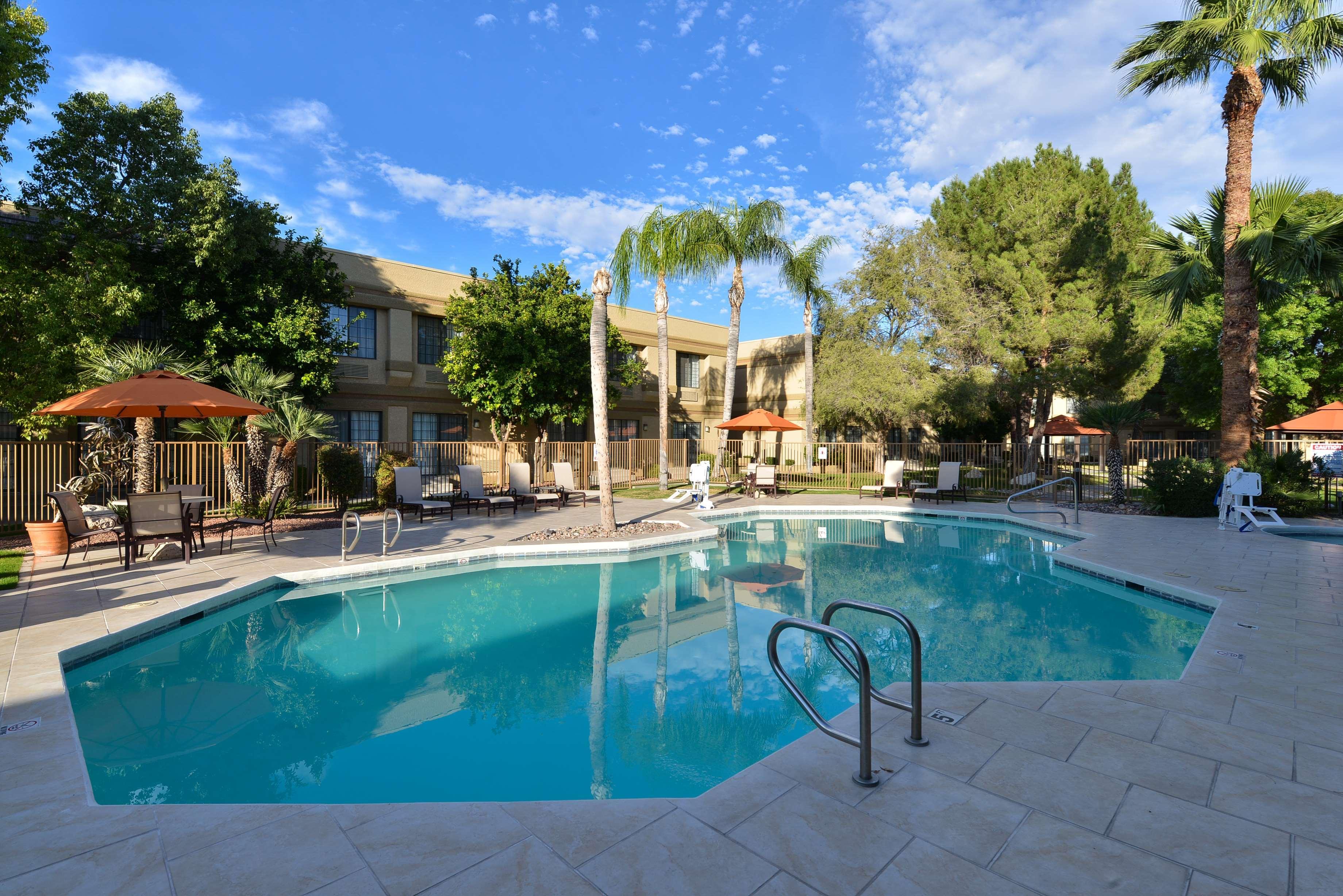 Wyndham Tucson Airport Hotel & Conference Center Exterior foto
