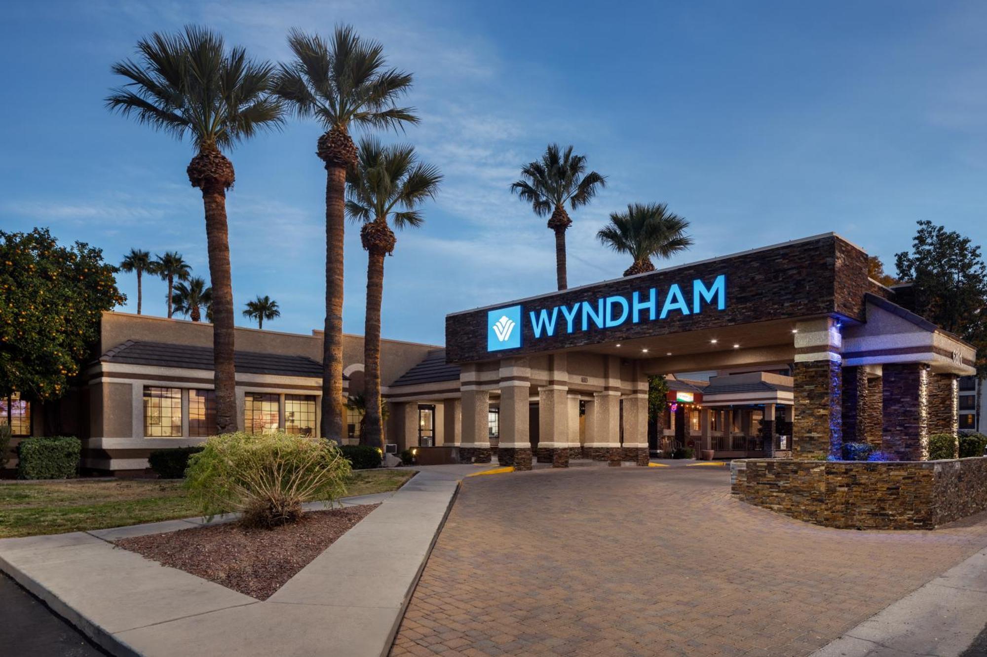 Wyndham Tucson Airport Hotel & Conference Center Exterior foto
